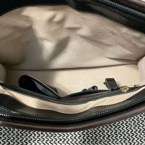 Brahmin Vintage Black Leather/Brown Croc Trim Shoulder/Crossbody Bag - Picture 7 of 11